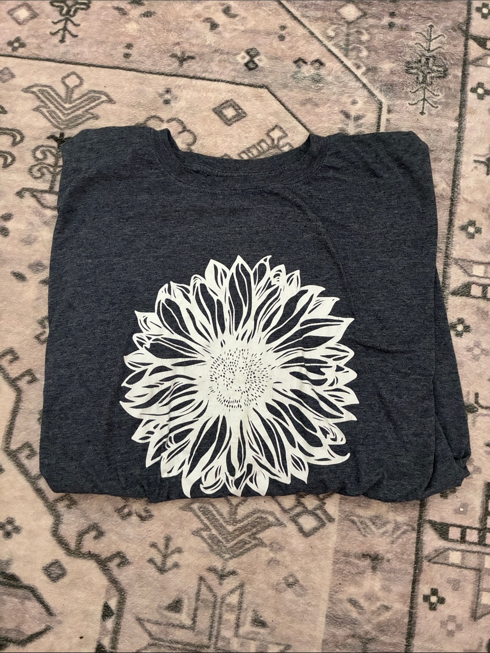Women’s Dark Gray Floral Graphic Top - White Sunflower Print